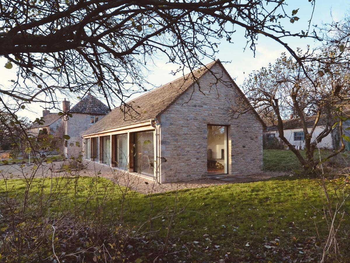 High Cogges Farm Holiday Cottages - The Cart Shed Witney Exterior photo